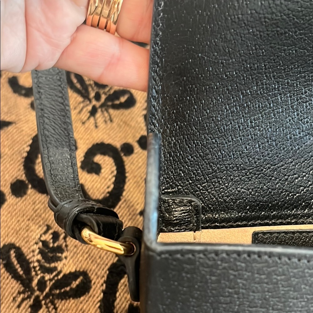 Gucci Black and Gold Crossbody Bag with Horsebit Detail - Picture 10 of 13